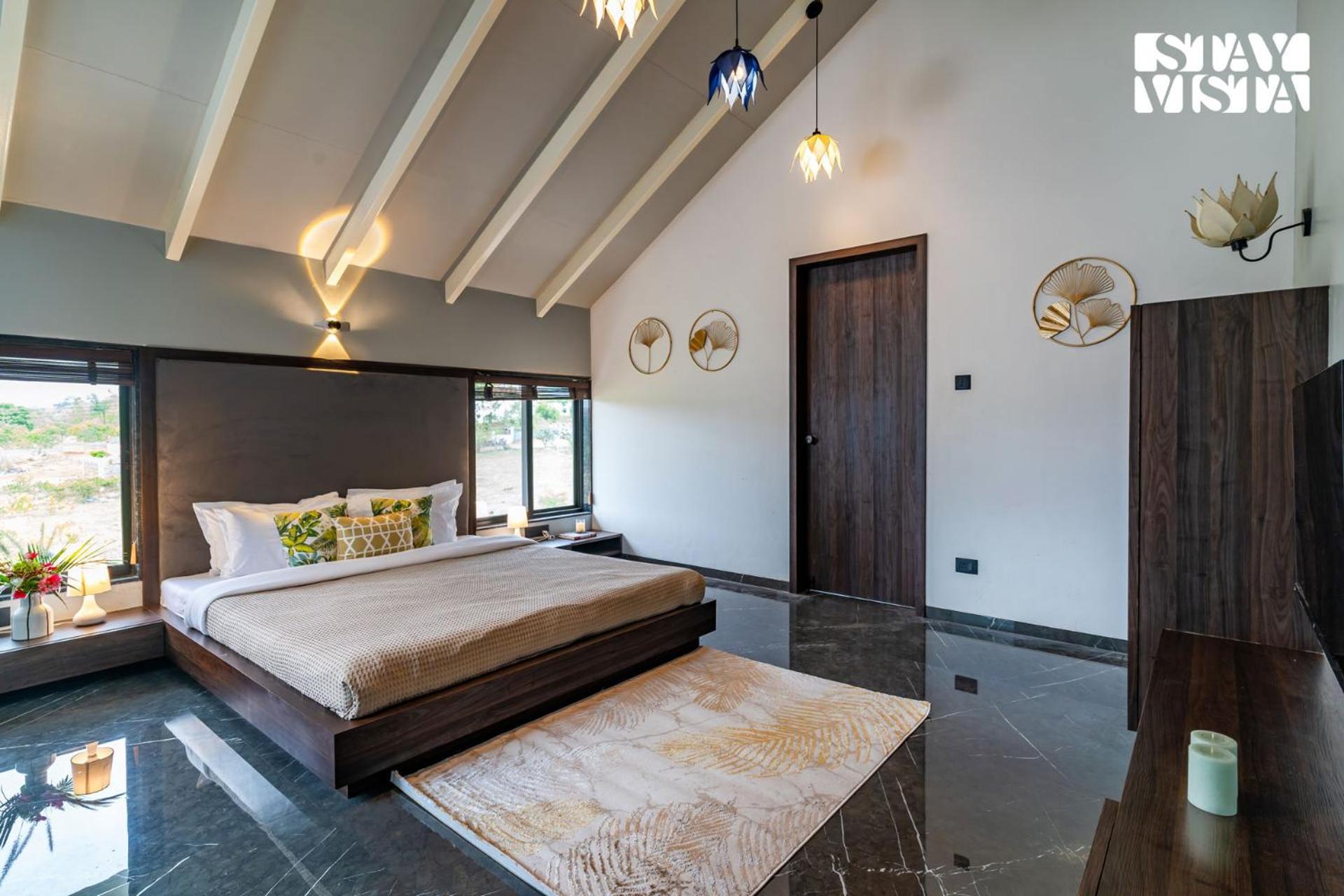 Stayvista At The Rainfield Villa With Gazebo & Lawn Nashik Exterior photo